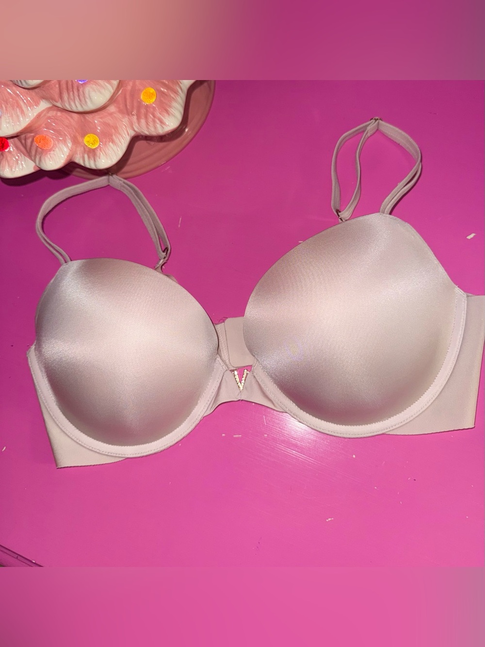 Victorias Secret smooth nude push up bra 34D